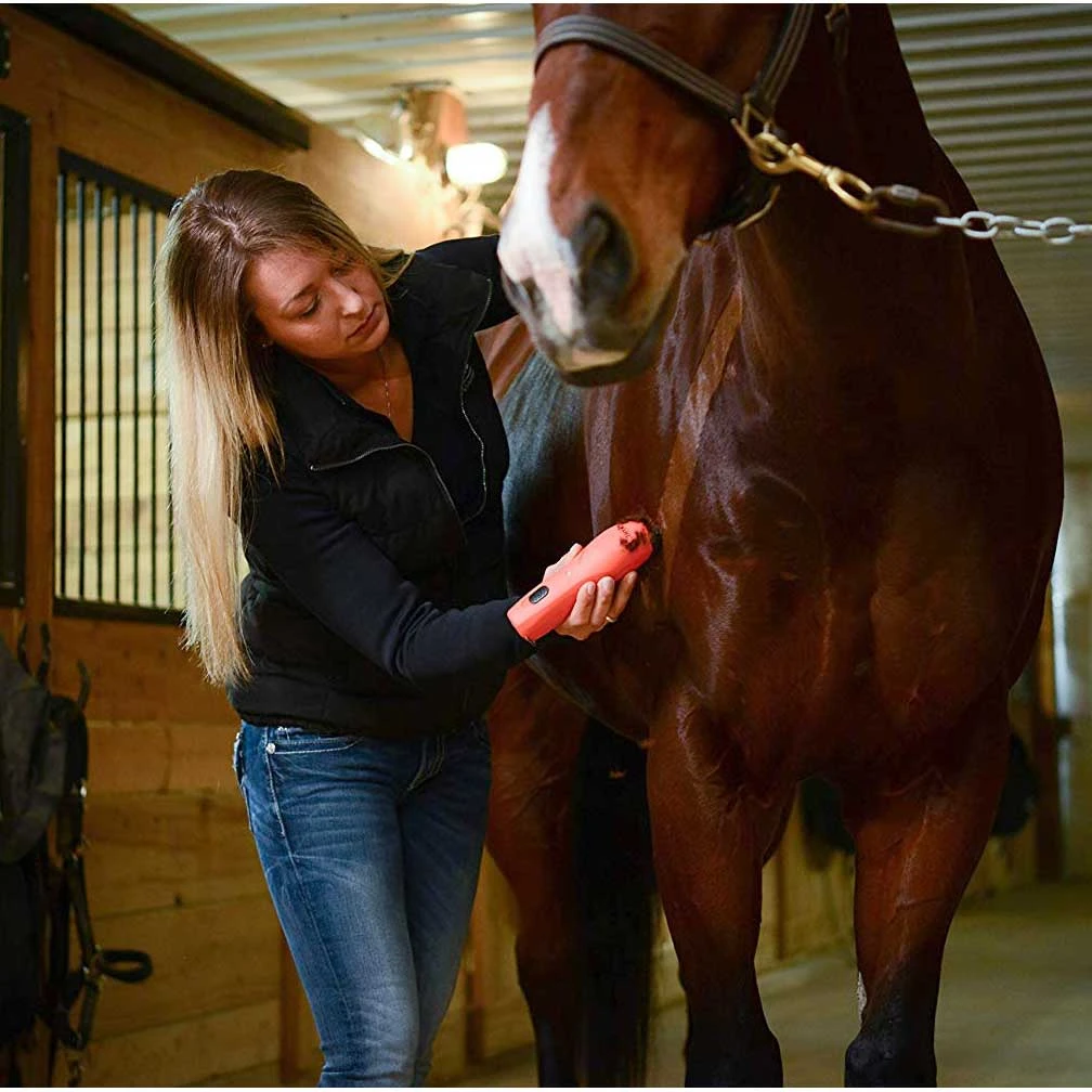 Wahl KM Cordless 2 Speed Clipper Kit - Image 4